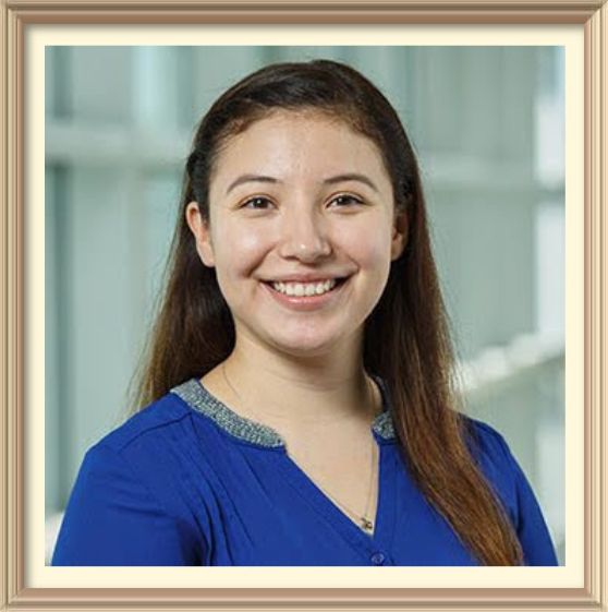 Karen Perez Seyforth Headshot