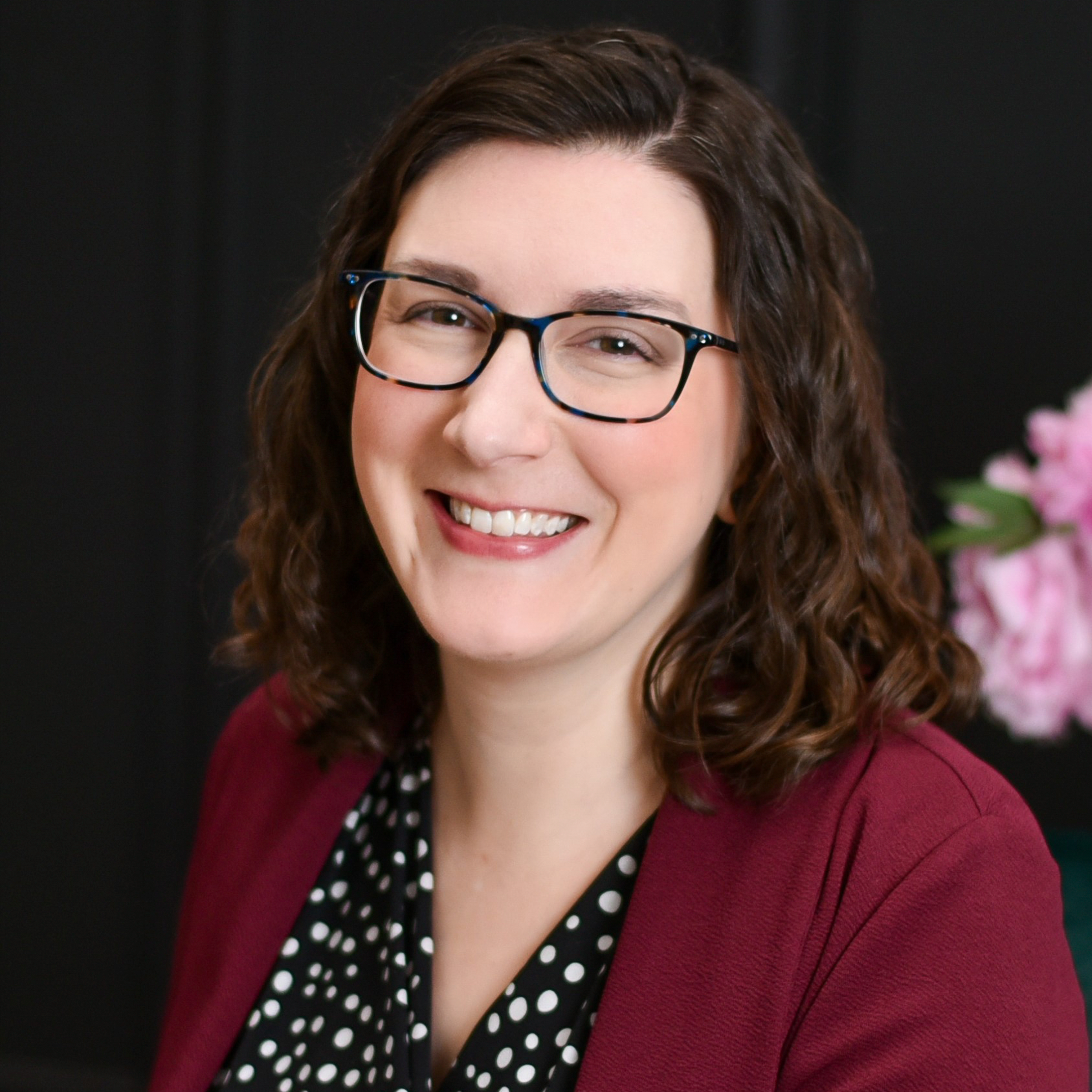 headshot of Samara Reynolds